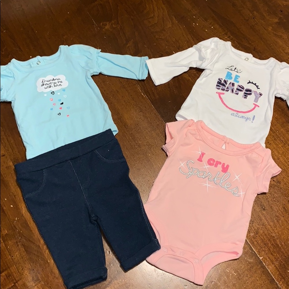 Baby onesies and pants set (NEW)